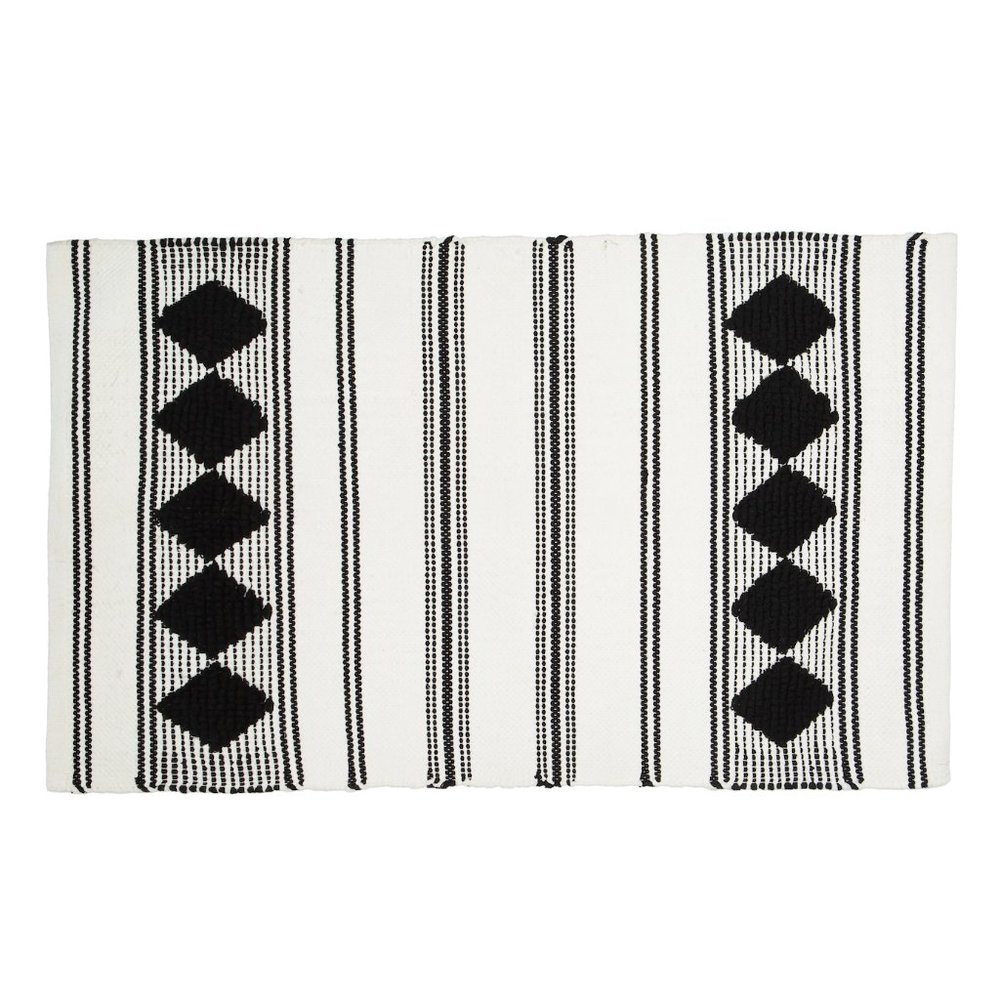 🆕 Caravan x FabFitFun - Black and White Diamond Woven Rug